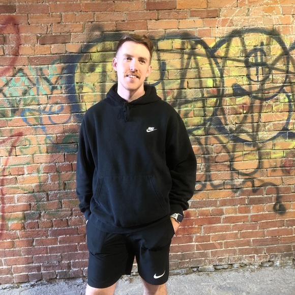 Meet your Posher, Chris - Picture 1 of 1